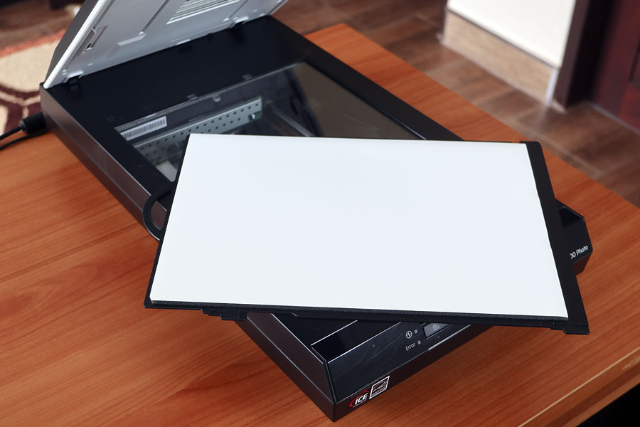 Removable document mat