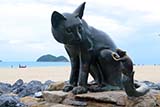 The cat and mouse statue at Samila Beach, Songkhla - Click for larger image The cat and mouse statue at Samila Beach, Songkhla - Click for larger image