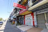 Dr Bput acupuncturist, Hat&nbsp;Yai - Click for larger image