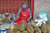 Durian vendor, Hat&nbsp;Yai - Click for larger image