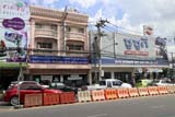 Dr Prinya plastic surgeon, Hat&nbsp;Yai - Click for larger image