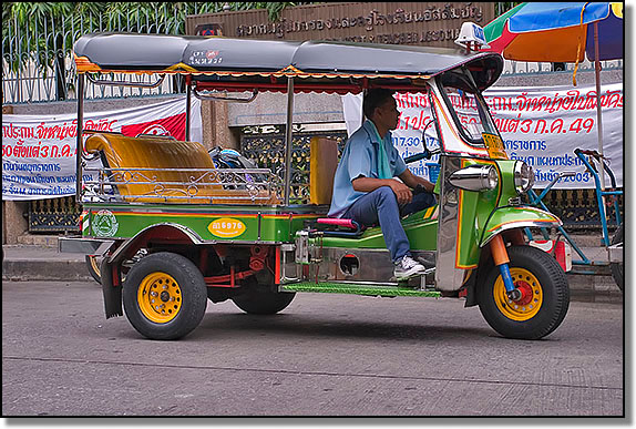 Bangkok tuk-tuk (not to be found in Hat&nbsp;Yai)