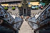 The steep steps of Wat Arun - Click for larger image