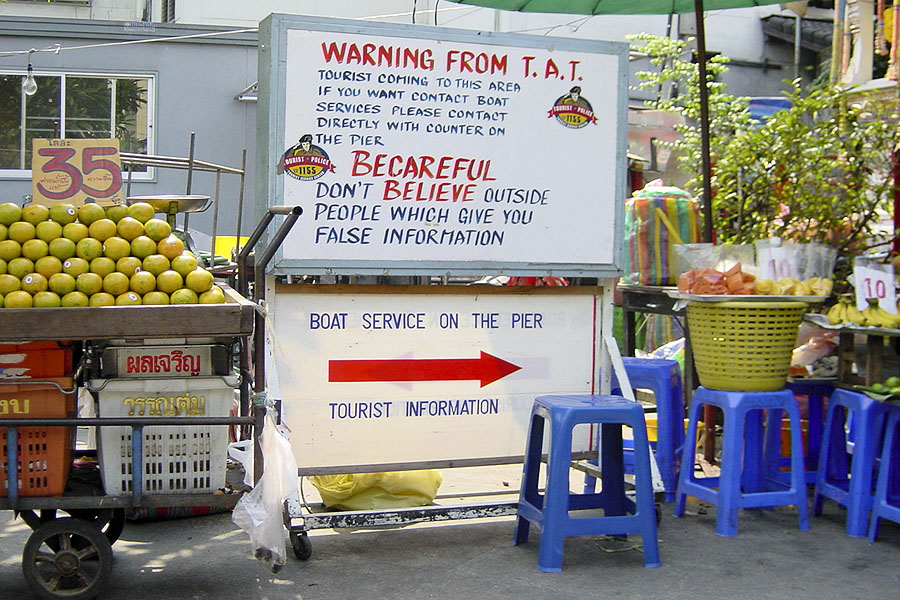 Warning for tourists in Bangkok