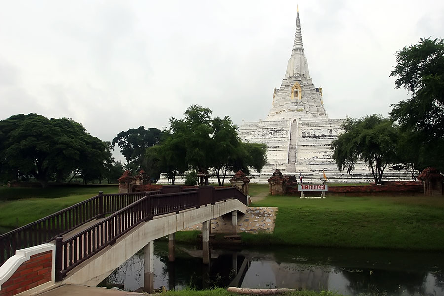 Wat Phu Khai Thong in Ayuthaya