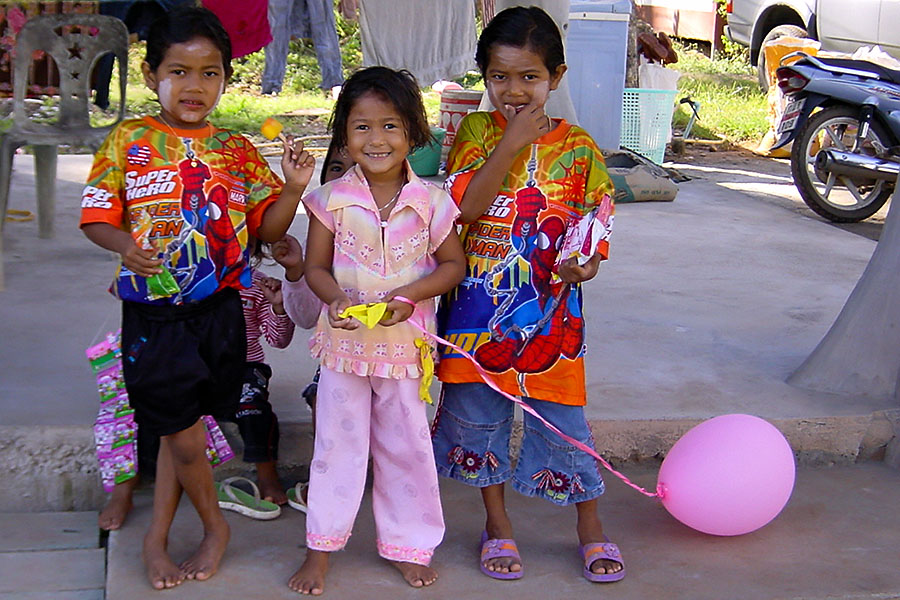 Local children on Koh Lanta
