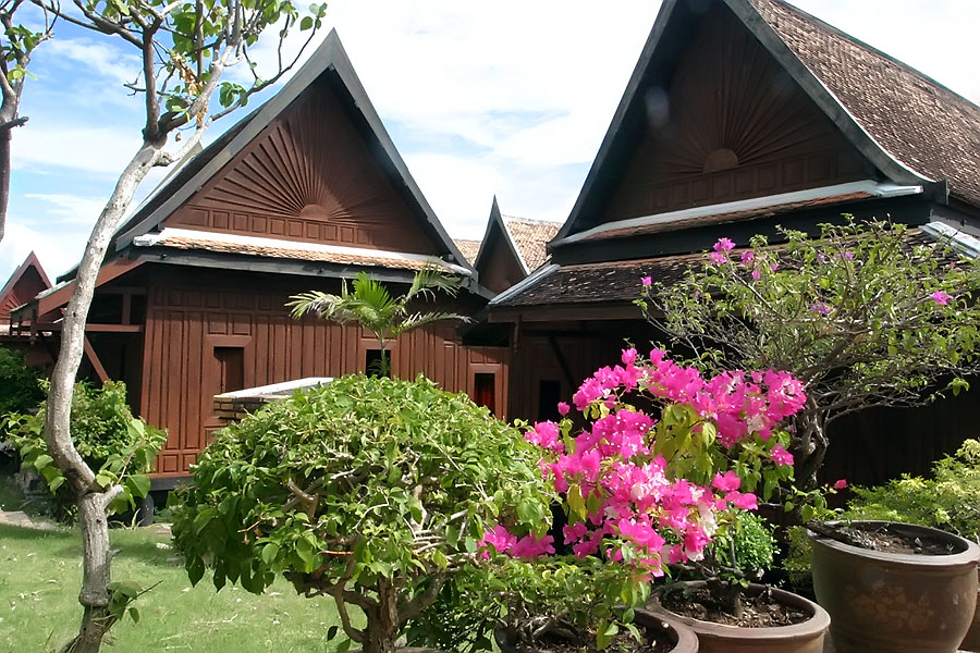 Ko Yo and the Institute for Southern Thai Studies, Songkhla