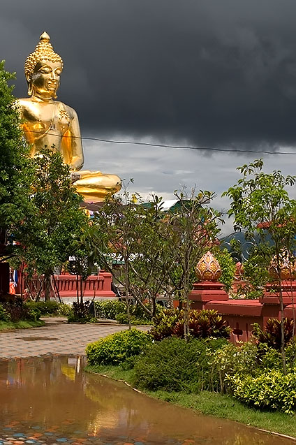 Black clouds and blue skies, Chiang Rai