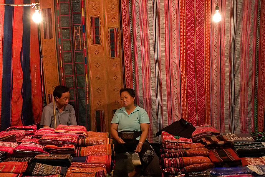 Night Bazaar, Chiang Rai