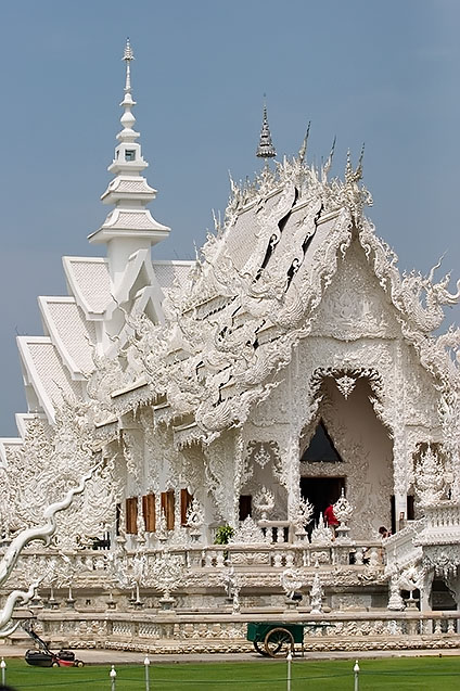 Wat Rong Khun, Chiang Rai