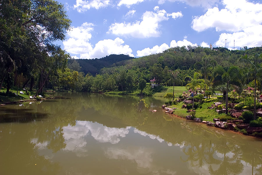 Hat Yai's pleasant municipal park