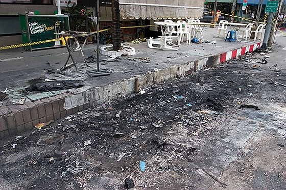 Motorcycle bomb damage in Hat Yai, September 2006