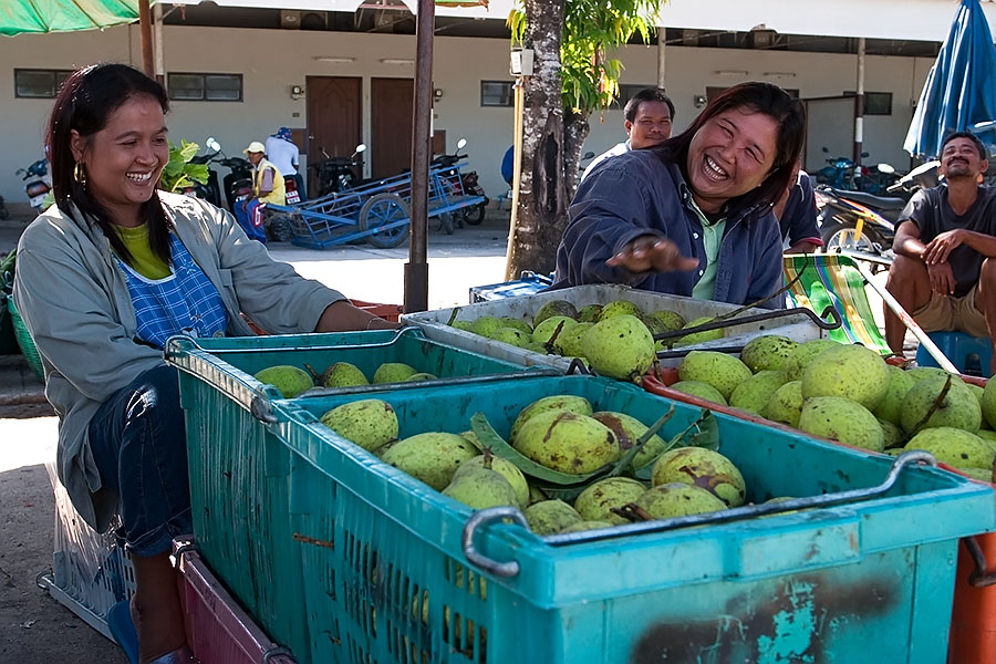 Nakhon Sri Thammarat has a huge fresh fruit market