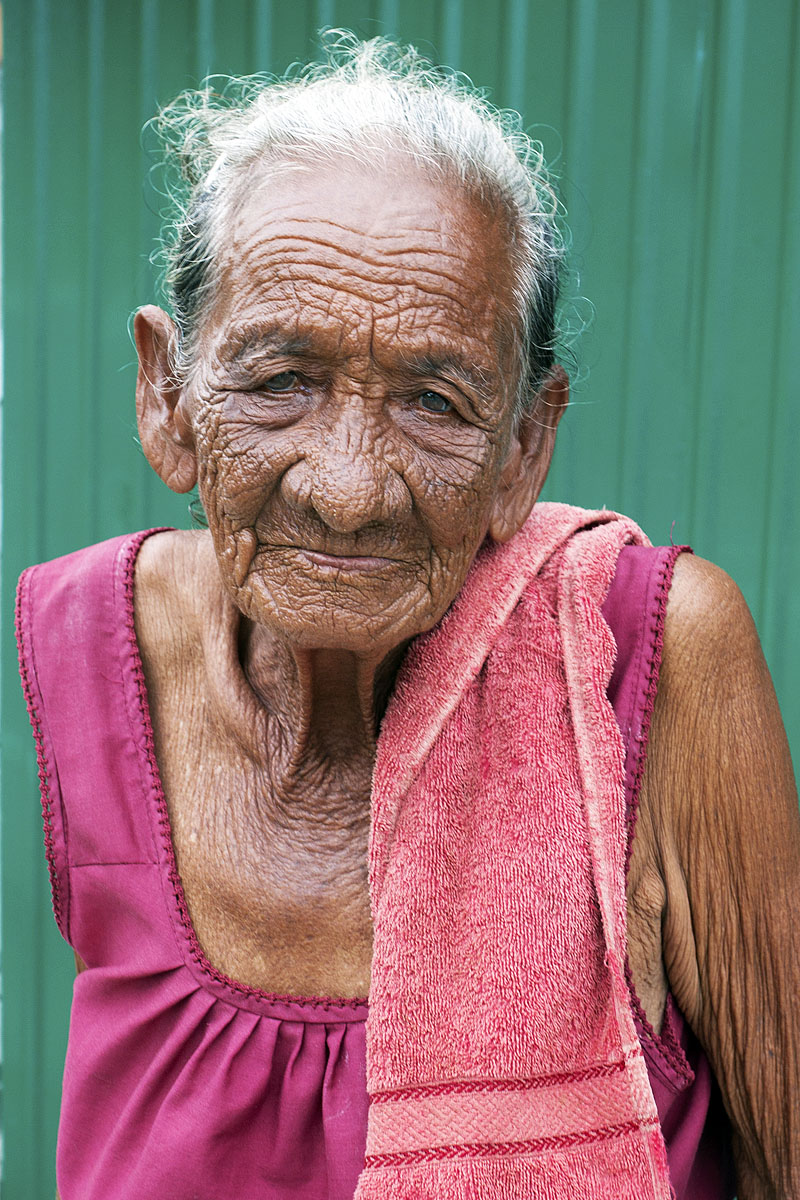 Canon EF 17-40mm f/4L | Canon 10D | ISO:200 | Aperture: f/6.3 | Shutter Speed: 1/40s | Focal length: 40mm