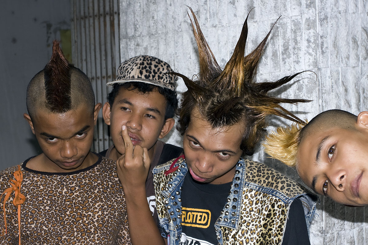 Young rebellious Thais