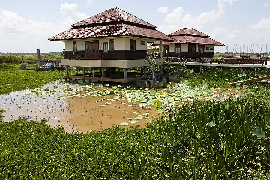 The new visitor centre at Thale Noi