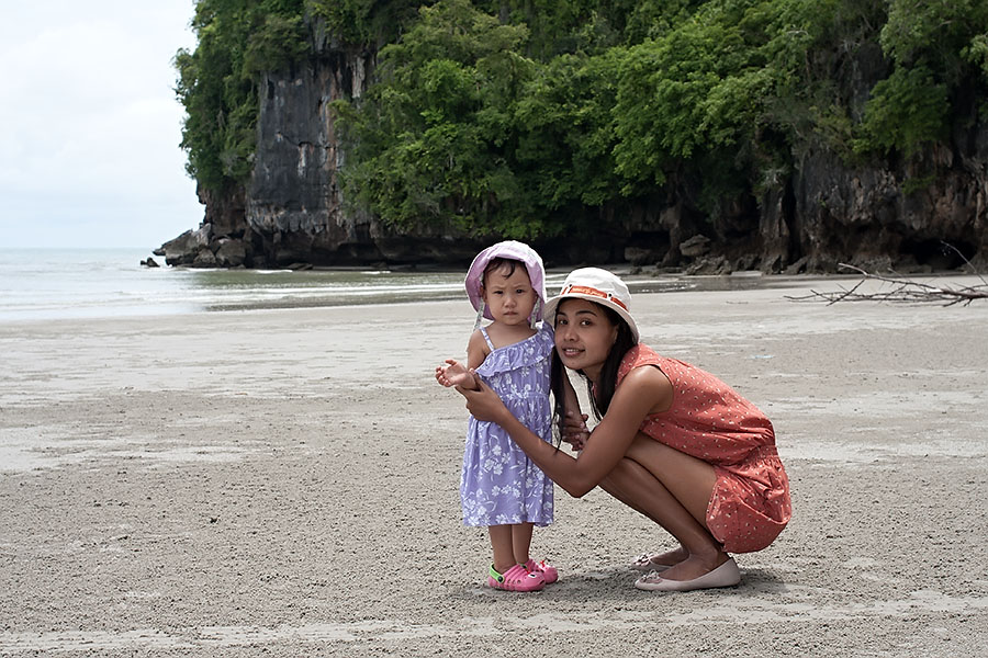 Deserted beach, Trang