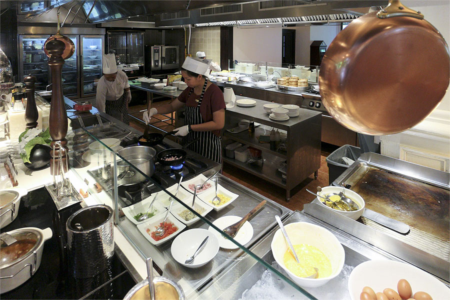 Preparing breakfast, Sofitel Krabi Phokeethra Golf and Spa Resort