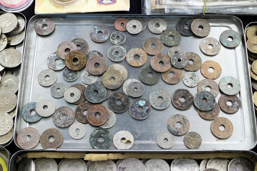 Old coins, Yun Yong market, Hat Yai
