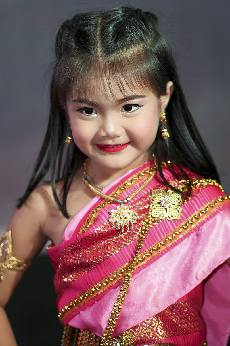 Canon EOS M6 | Canon EF 85mm f/1.8 | Canon EF-EOS M Mount Adapter | ISO: 100 | Aperture: f/1.8 | Shutter Speed: 1/200s