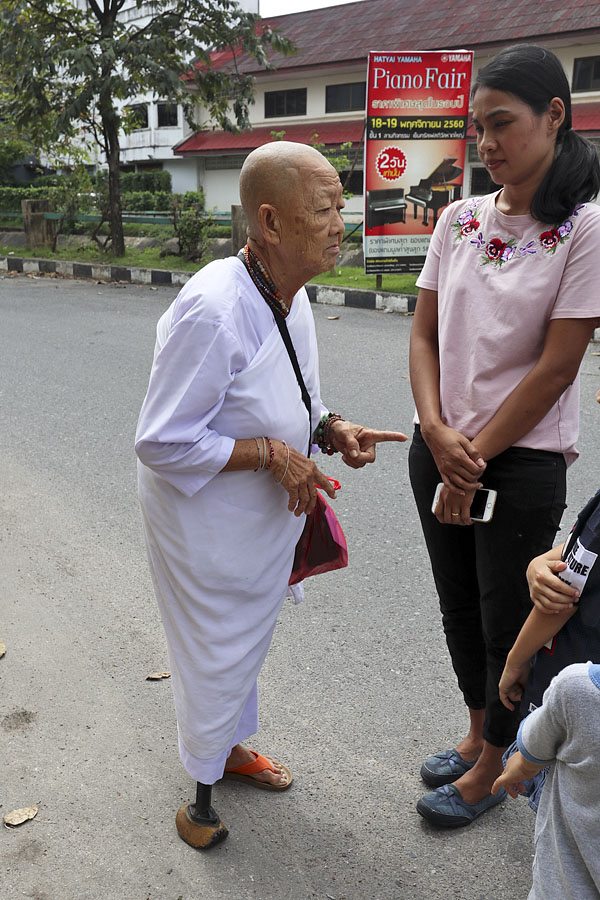 Thai nun
