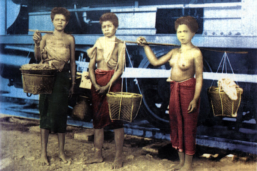 Twentieth Century Impressions Of Siam