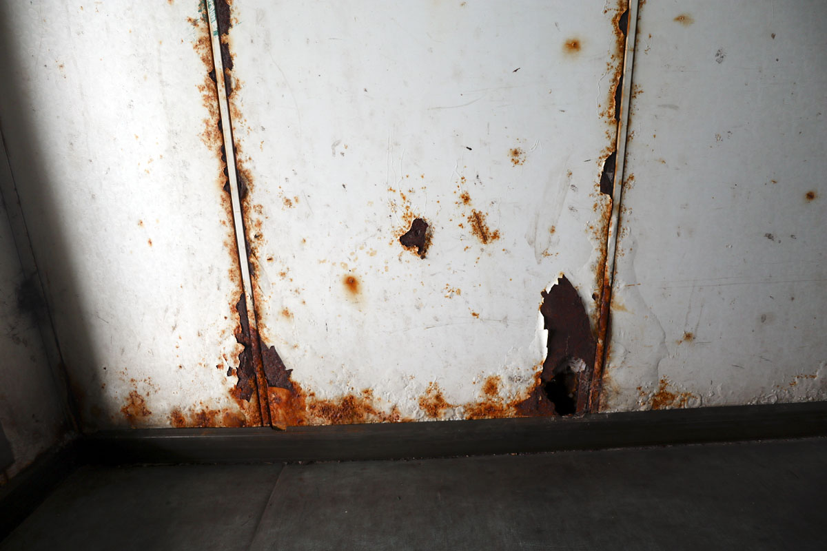 Raja ferry rust