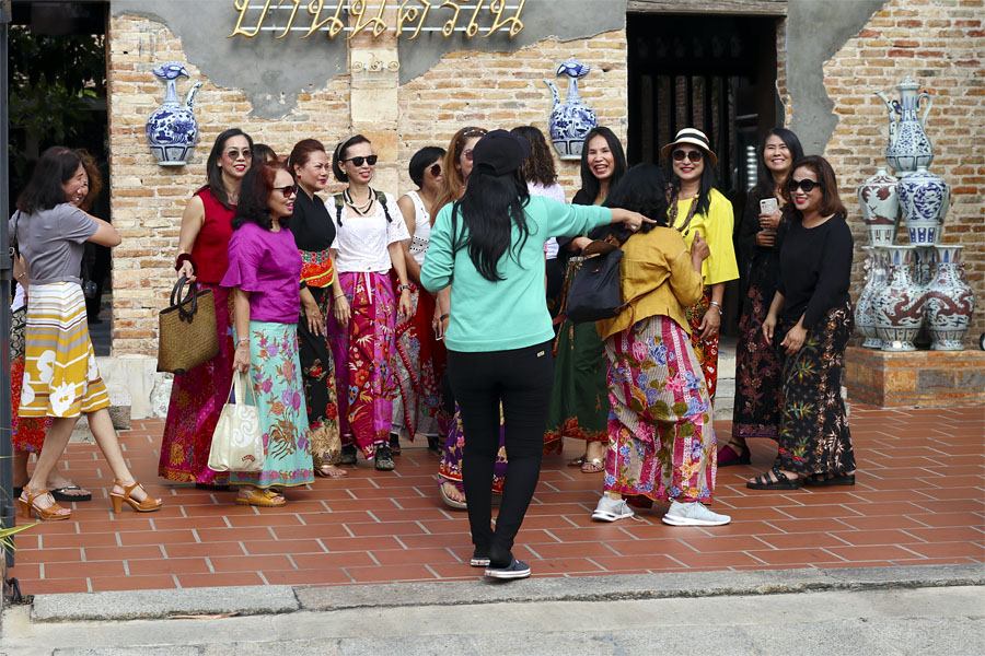 Thai tourists, Songkhla Old Town