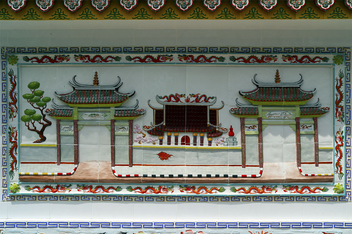 Hand-painted tiles on the external wall of Cheo Chaang Temple, Hat Yai, 10 August 2018