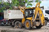 Garbage removal truck - Click for larger image