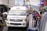 I wasn't out long before I heard sirens and saw ambulances trying to get through the crowds - Click for larger image