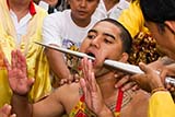 The 2009 Hat Yai Chinese vegetarian festival - Click for larger image Devotees at the Chinese vegetarian festival - Click for larger image